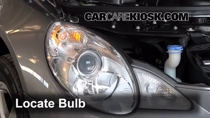 2010 Mercedes-Benz R350 4Matic 3.5L V6 Lights Headlight (replace bulb)